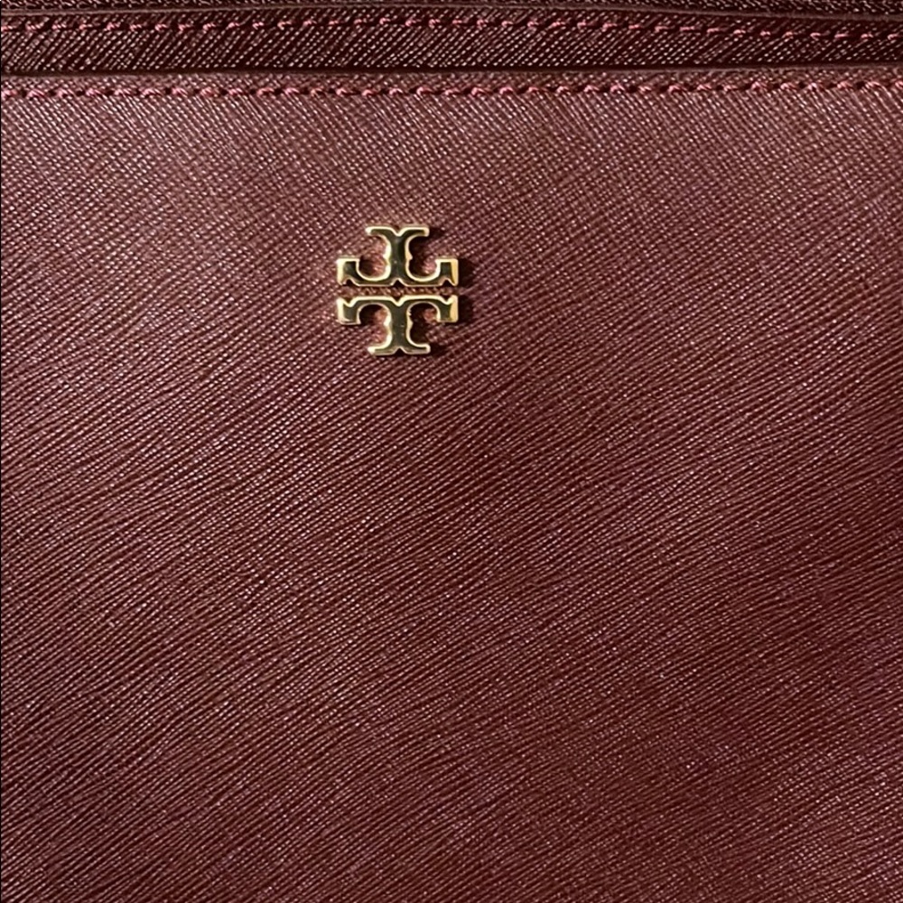 Tory Burch LIKE NEW medium  tote